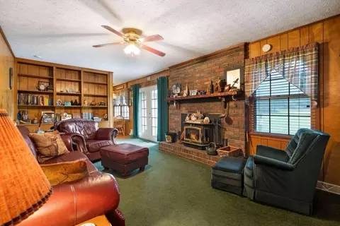527 Gadsden Rd SW, Cave Spring, GA 30124 photo 10