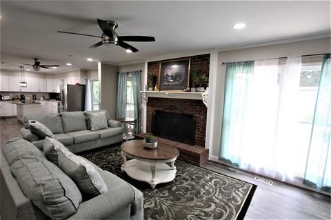 702 Underwood Dr, Lagrange, GA 30241 photo 5