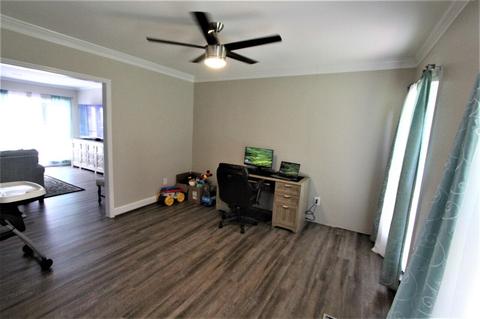 702 Underwood Dr, Lagrange, GA 30241 photo 2