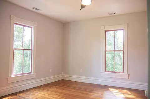 121 E Chappell St, Griffin, GA 30223 photo 53