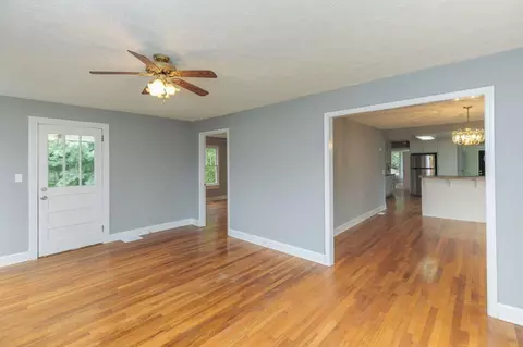 819 College St, Bowdon, GA 30108 photo 9