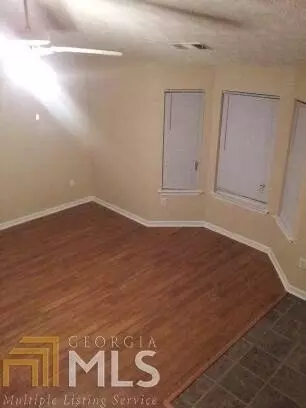5608 Ruby Run, Stone Mountain, GA 30088 photo 4