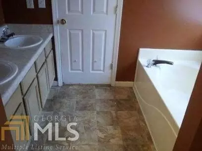 5608 Ruby Run, Stone Mountain, GA 30088 photo 6