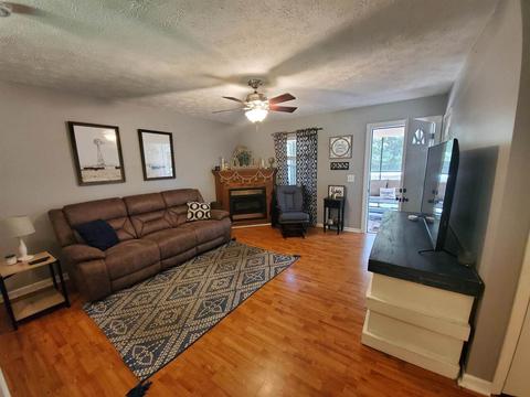 117 Hubbard Rd, Lagrange, GA 30240 photo 4