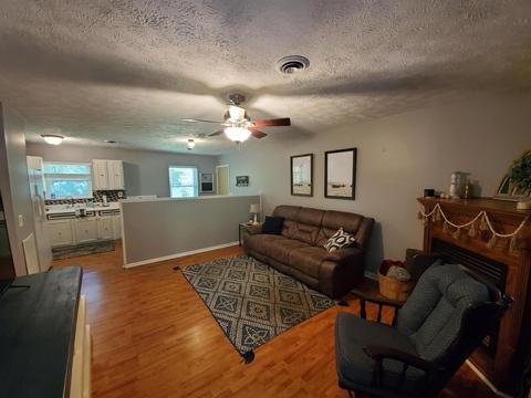 117 Hubbard Rd, Lagrange, GA 30240 photo 3