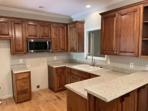 180 Leathea Dr, Lagrange, GA 30241 photo 10