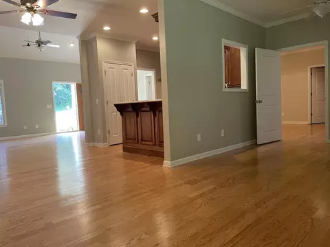 180 Leathea Dr, Lagrange, GA 30241 photo 11