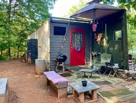 399 Thrasher Dr, Toccoa, GA 30577 photo 4
