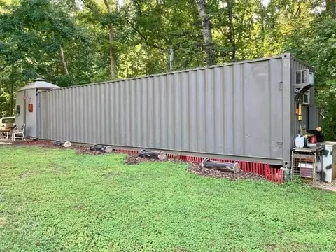 399 Thrasher Dr, Toccoa, GA 30577 photo 2