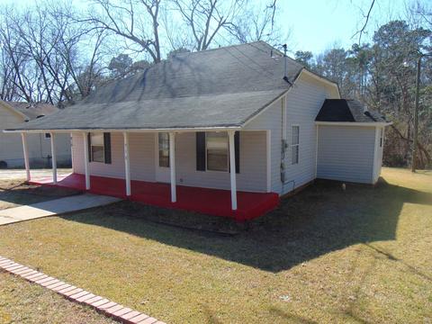 910 Troup St, Lagrange, GA 30240 photo 1