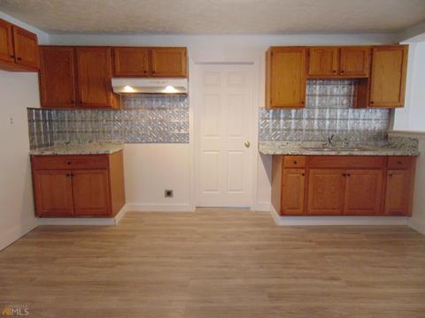 910 Troup St, Lagrange, GA 30240 photo 2