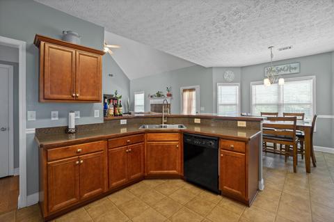 249 Hedgewood Dr, Hampton, GA 30228 photo 8