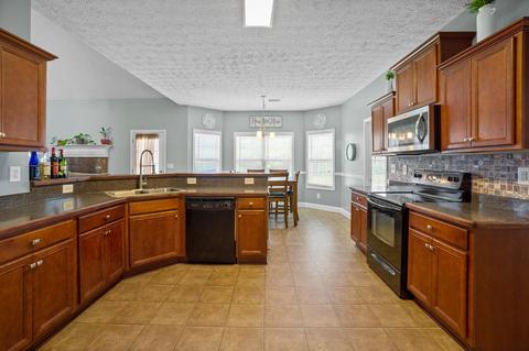 249 Hedgewood Dr, Hampton, GA 30228 photo 7