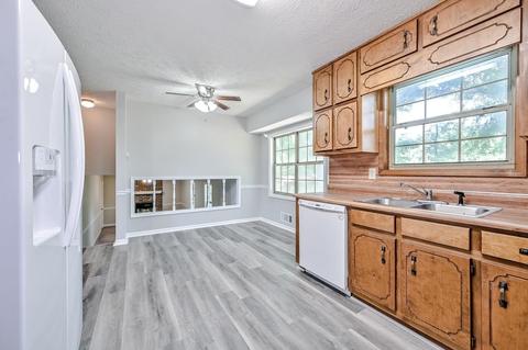 30 Stokes Dr, Stockbridge, GA 30281 photo 6