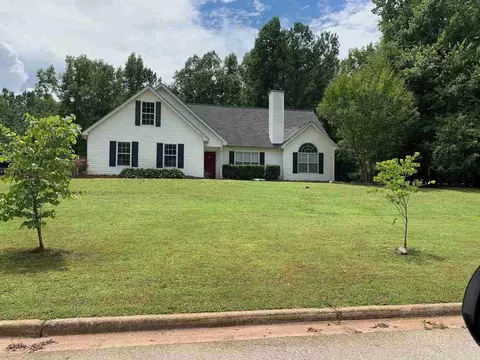 210 Stillwater Ct, Hampton, GA 30228 photo 2