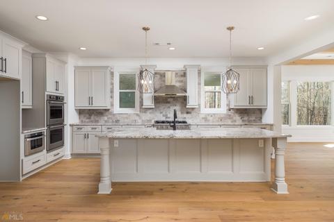 300 Crescent Dr, Forsyth, GA 31029 photo 7