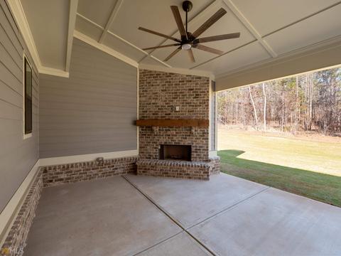300 Crescent Dr, Forsyth, GA 31029 photo 21