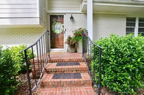 801 Piney Woods Dr, Lagrange, GA 30240 photo 5
