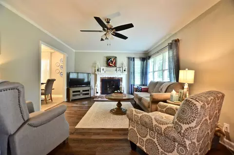 801 Piney Woods Dr, Lagrange, GA 30240 photo 8