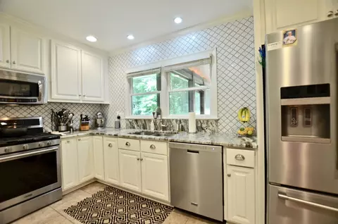 801 Piney Woods Dr, Lagrange, GA 30240 photo 13