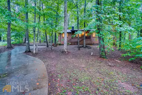 7071 Stephens Ct, Morrow, GA 30260 photo 3