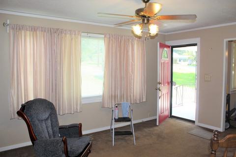 105 Rutland Cir, Lagrange, GA 30241 photo 2
