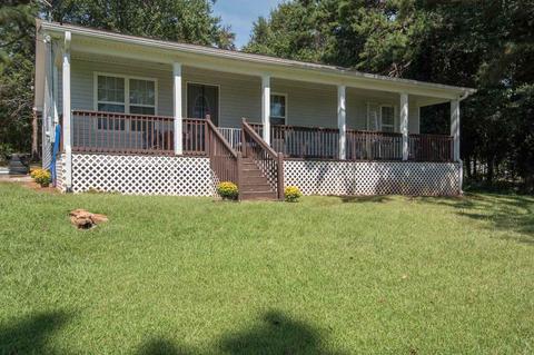 81 Plum Tree Dr, Lagrange, GA 30240 photo 1