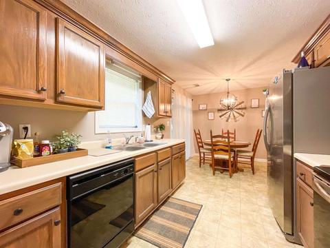 417 Hampton Green Dr, Lagrange, GA 30240 photo 7