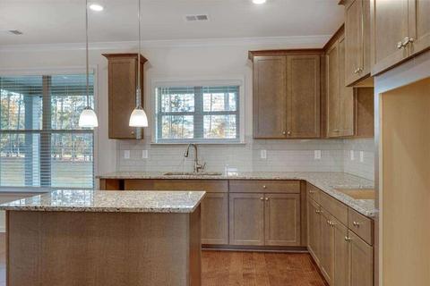 1607 Beckworth Ln, Hampton, GA 30228 photo 3