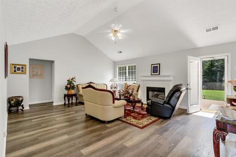 139 Thorne Hedge Way, Hampton, GA 30228 photo 5