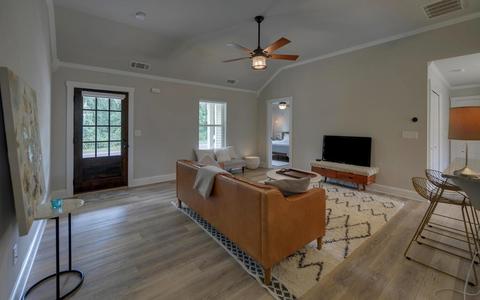 307 Hayes St, Toccoa, GA 30577 photo 6