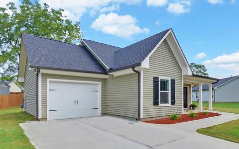 307 Hayes St, Toccoa, GA 30577 photo 3