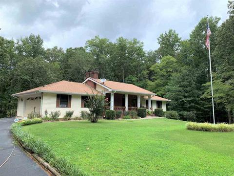 183 Crescent Dr, Toccoa, GA 30577 photo 2