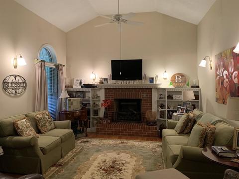 183 Crescent Dr, Toccoa, GA 30577 photo 5