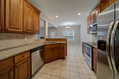 252 Hedgewood Dr, Hampton, GA 30228 photo 4