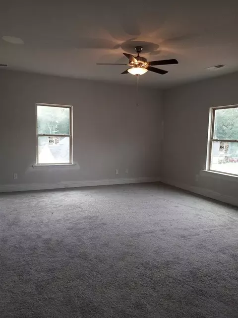 2300 Remington Dr, Commerce, GA 30529 photo 4