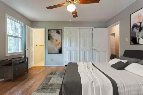 856 Betty Ln, Stone Mountain, GA 30083 photo 3