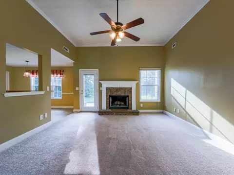 35 Derby Ct, Covington, GA 30016 photo 5