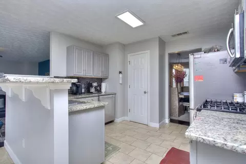 330 Hazelhurst Dr, Covington, GA 30016 photo 13