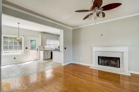 33 N Hampton Dr, White, GA 30184 photo 8