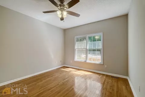 33 N Hampton Dr, White, GA 30184 photo 13
