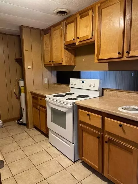488 E Main St, Manchester, GA 31816 photo 4