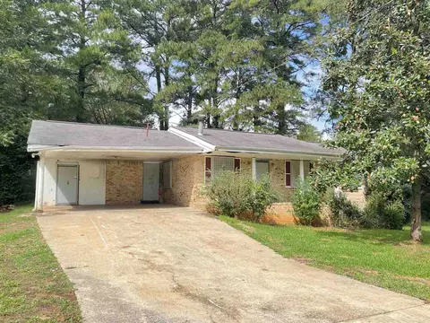5893 Ronnie Dr, Rex, GA 30273 photo 2