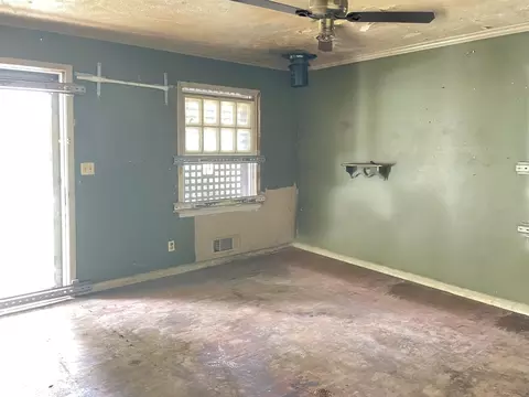5893 Ronnie Dr, Rex, GA 30273 photo 9