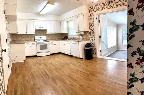 104 Glendale Dr, Lagrange, GA 30240 photo 4