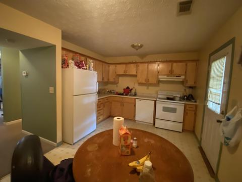 333 Forsyth, Barnesville, GA 30204 photo 13