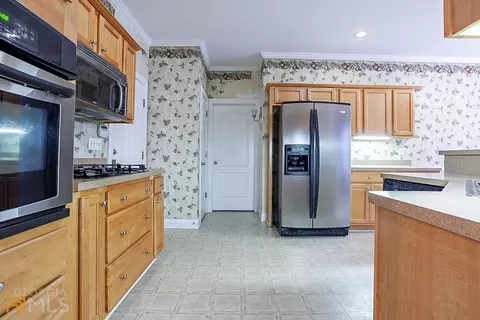 70 Lakeside Trl, Covington, GA 30016 photo 8