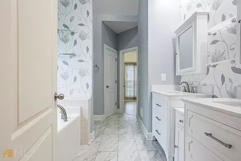 70 Lakeside Trl, Covington, GA 30016 photo 6