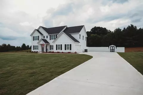 321 Brown Station Dr, Williamson, GA 30292 photo 4