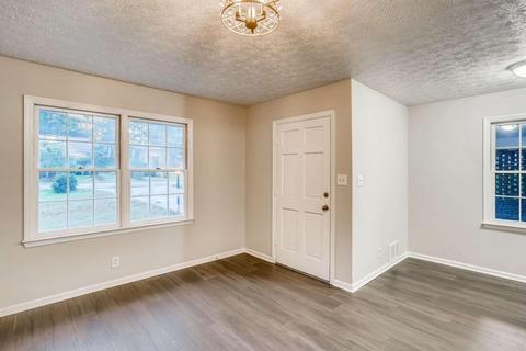 3046 Meadow Lark Dr, Duluth, GA 30096 photo 4